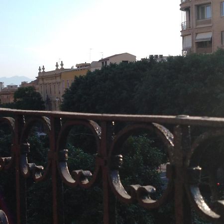 Onlyrooms III - Piazza Jenne Cagliari Zewnętrze zdjęcie
