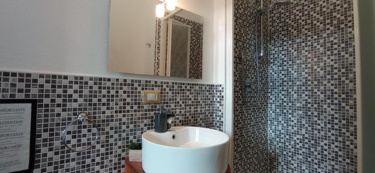 Onlyrooms III - Piazza Jenne Cagliari Zewnętrze zdjęcie
