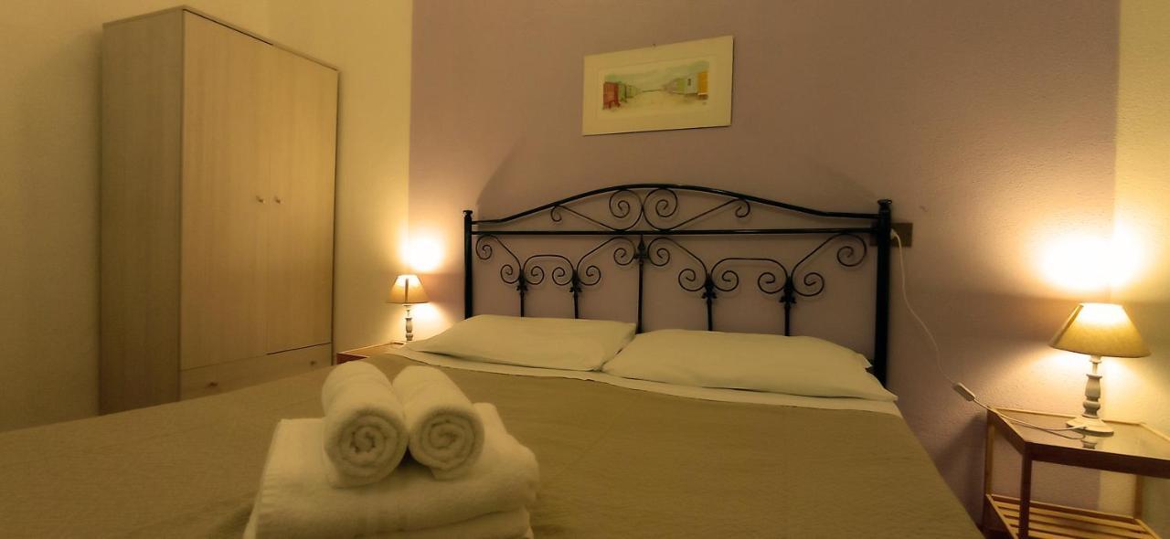 Onlyrooms III - Piazza Jenne Cagliari Zewnętrze zdjęcie