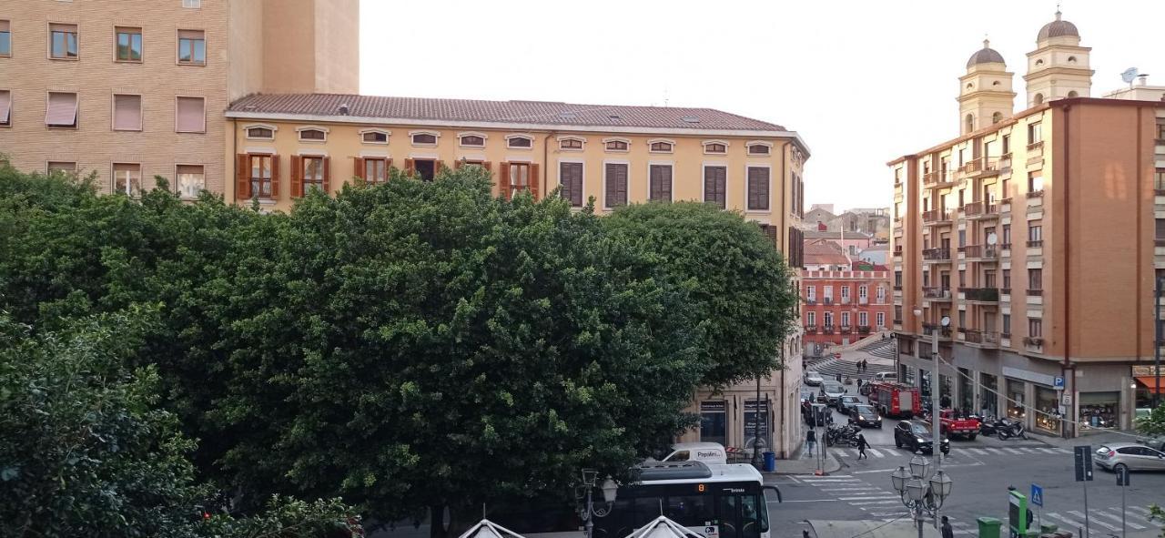 Onlyrooms III - Piazza Jenne Cagliari Zewnętrze zdjęcie