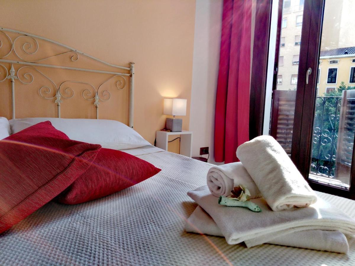 Onlyrooms III - Piazza Jenne Cagliari Zewnętrze zdjęcie